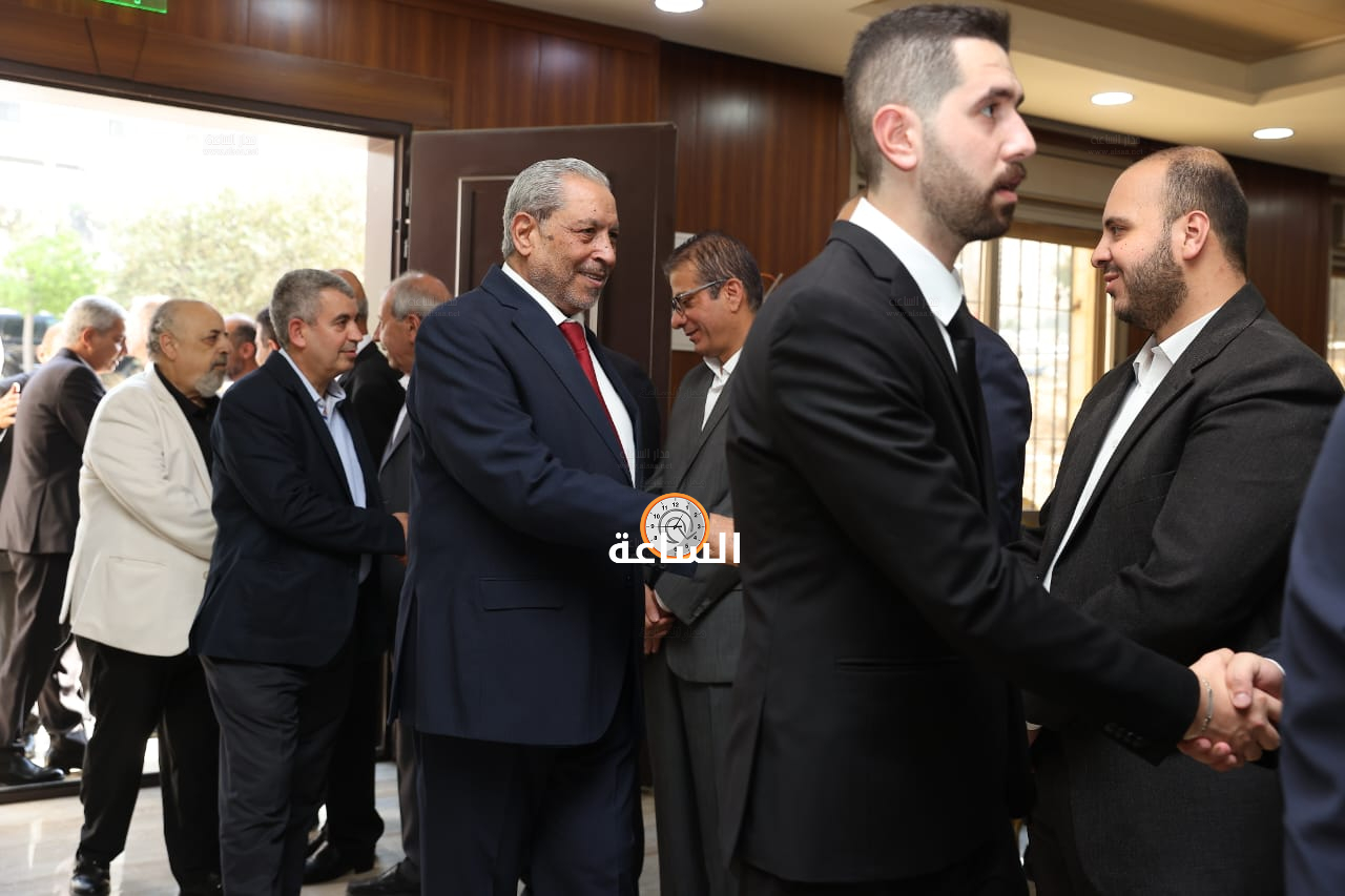 Madar Al-Saa Images 0.6524838497941378