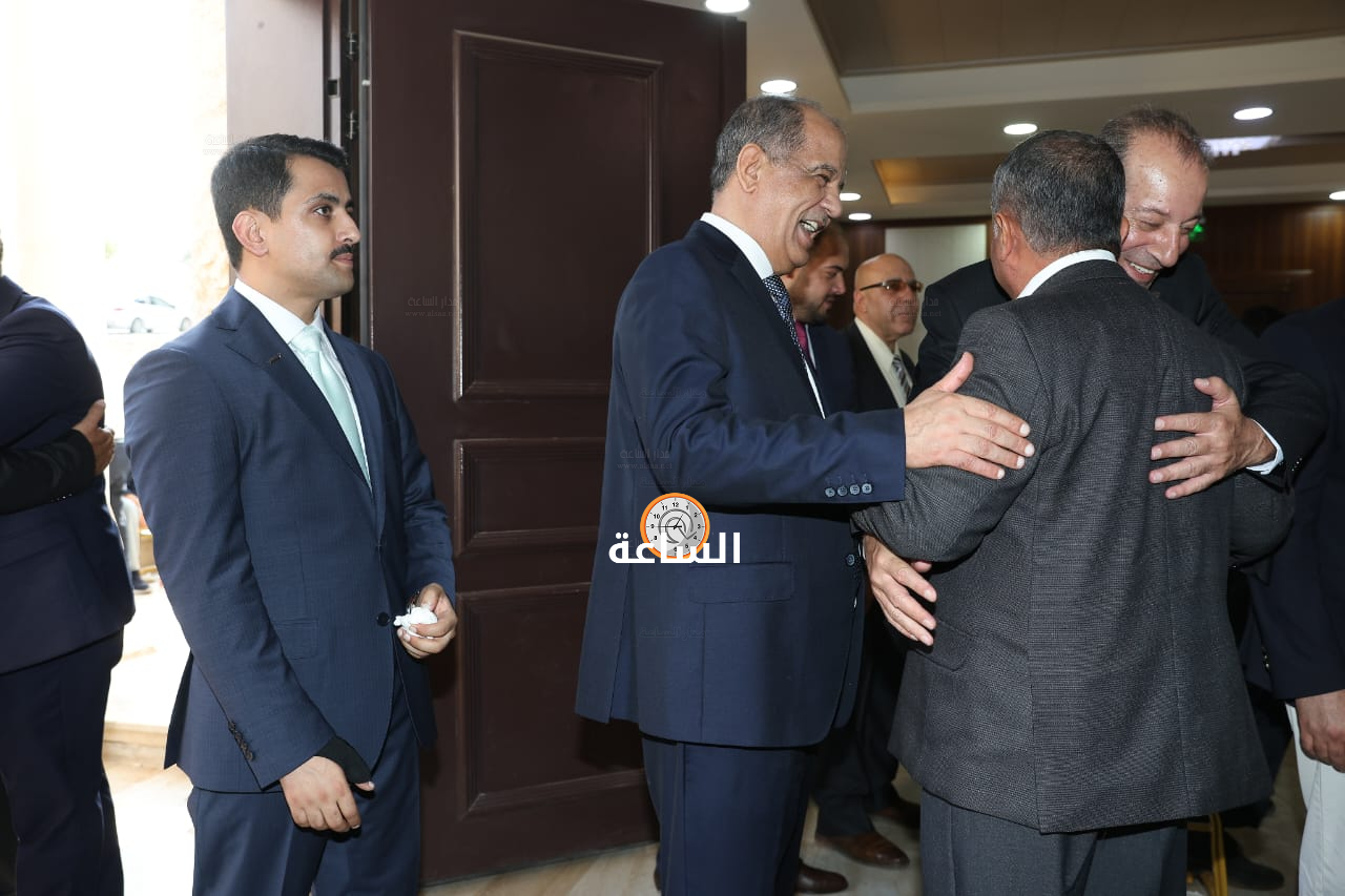 Madar Al-Saa Images 0.5734538334028777