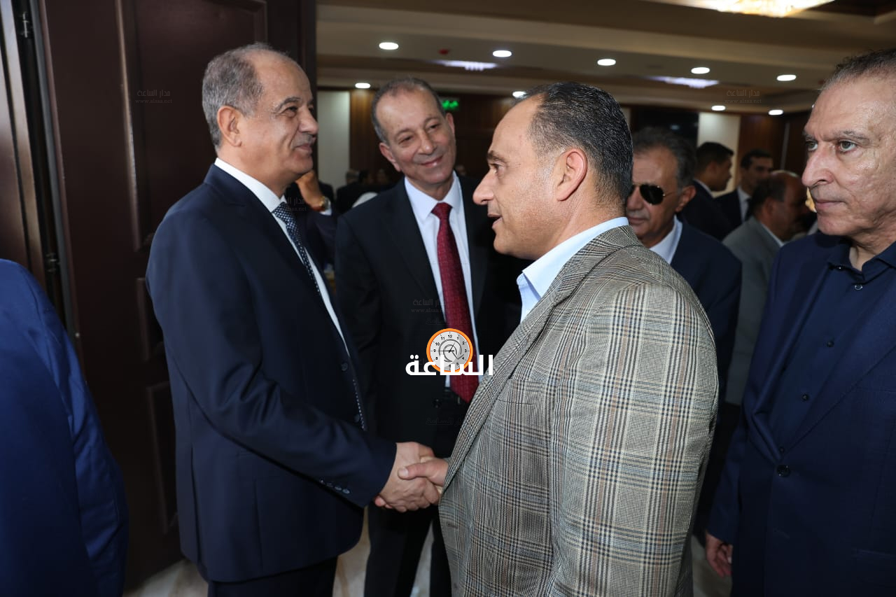 Madar Al-Saa Images 0.7101328633841344