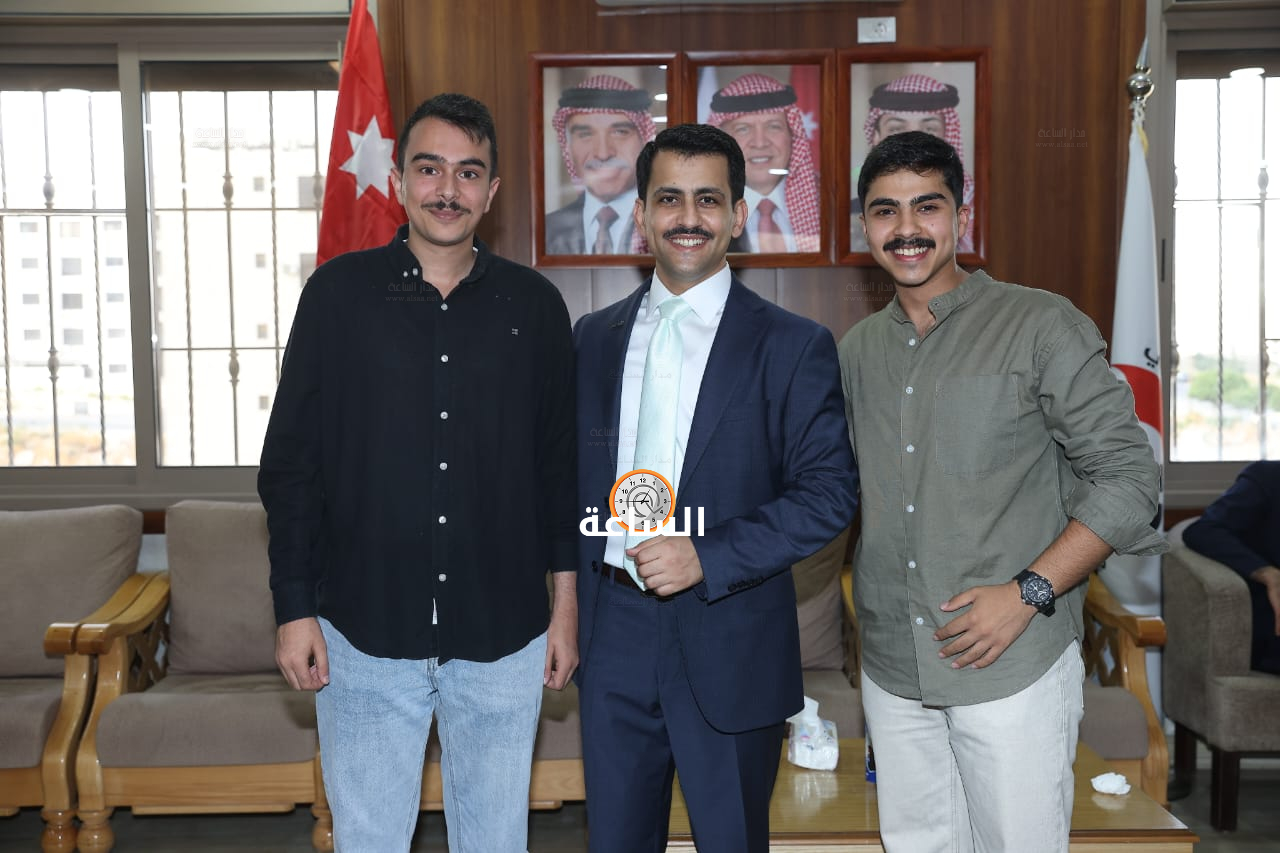 Madar Al-Saa Images 0.7603412150041896