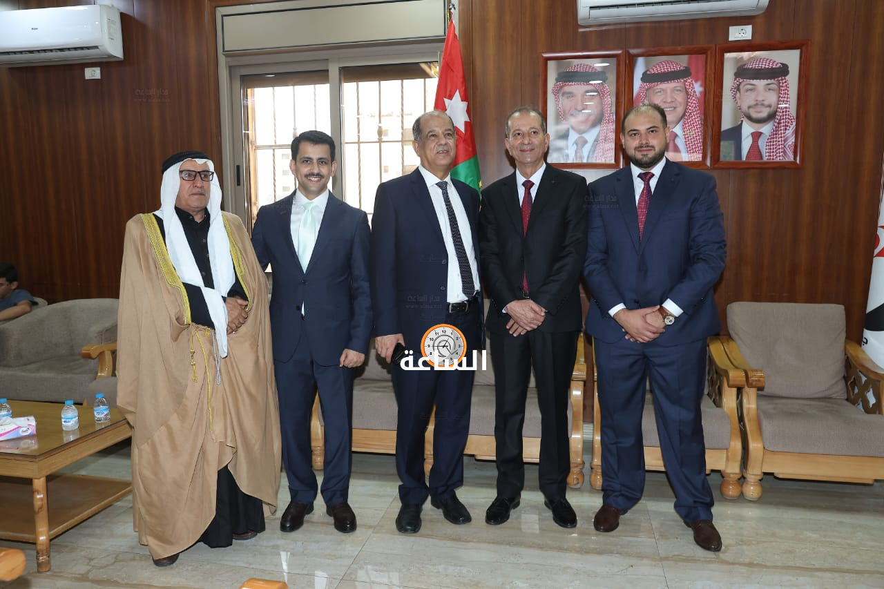 Madar Al-Saa Images 0.8816916455590128