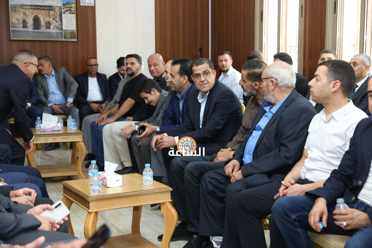 Madar Al-Saa Images 0.4009848888439619