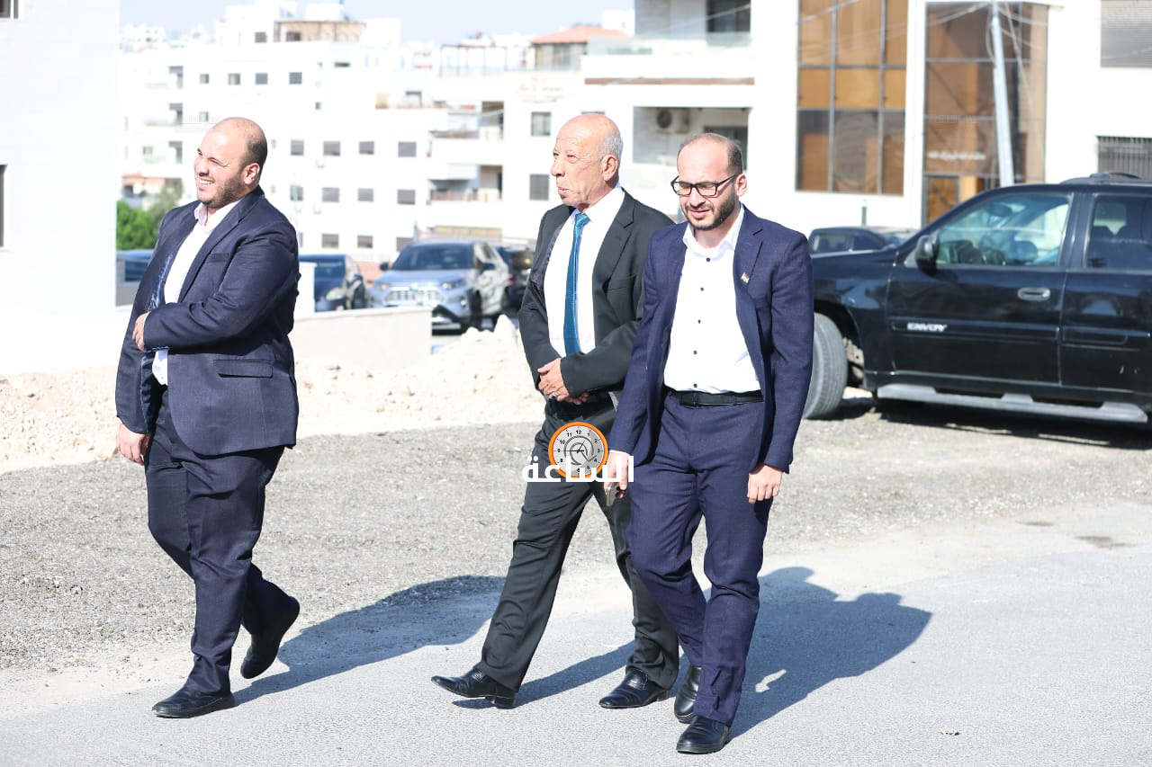 Madar Al-Saa Images 0.5768863089328069