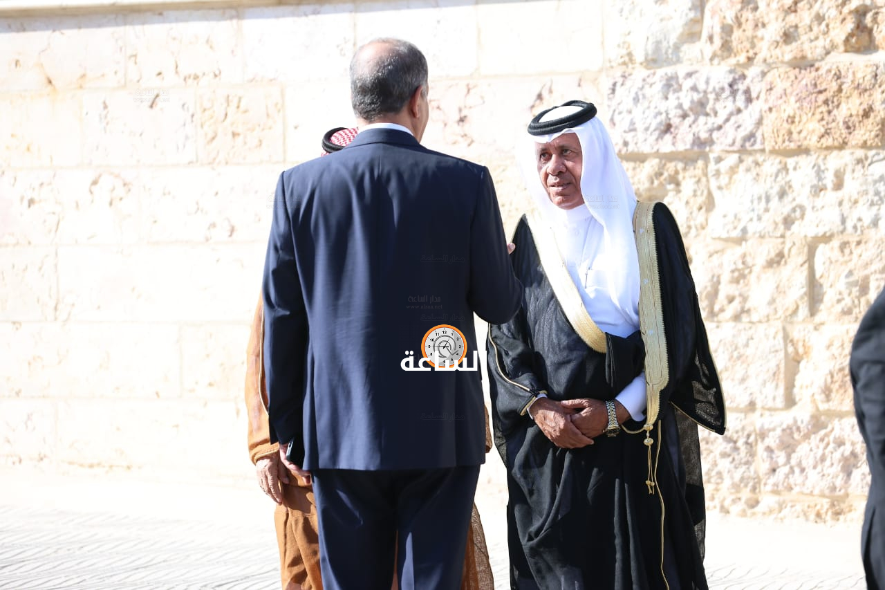 Madar Al-Saa Images 0.4059649491650622