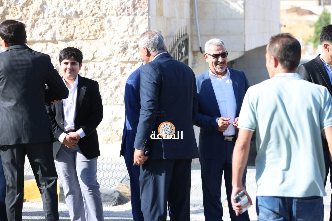 Madar Al-Saa Images 0.6323821423187205