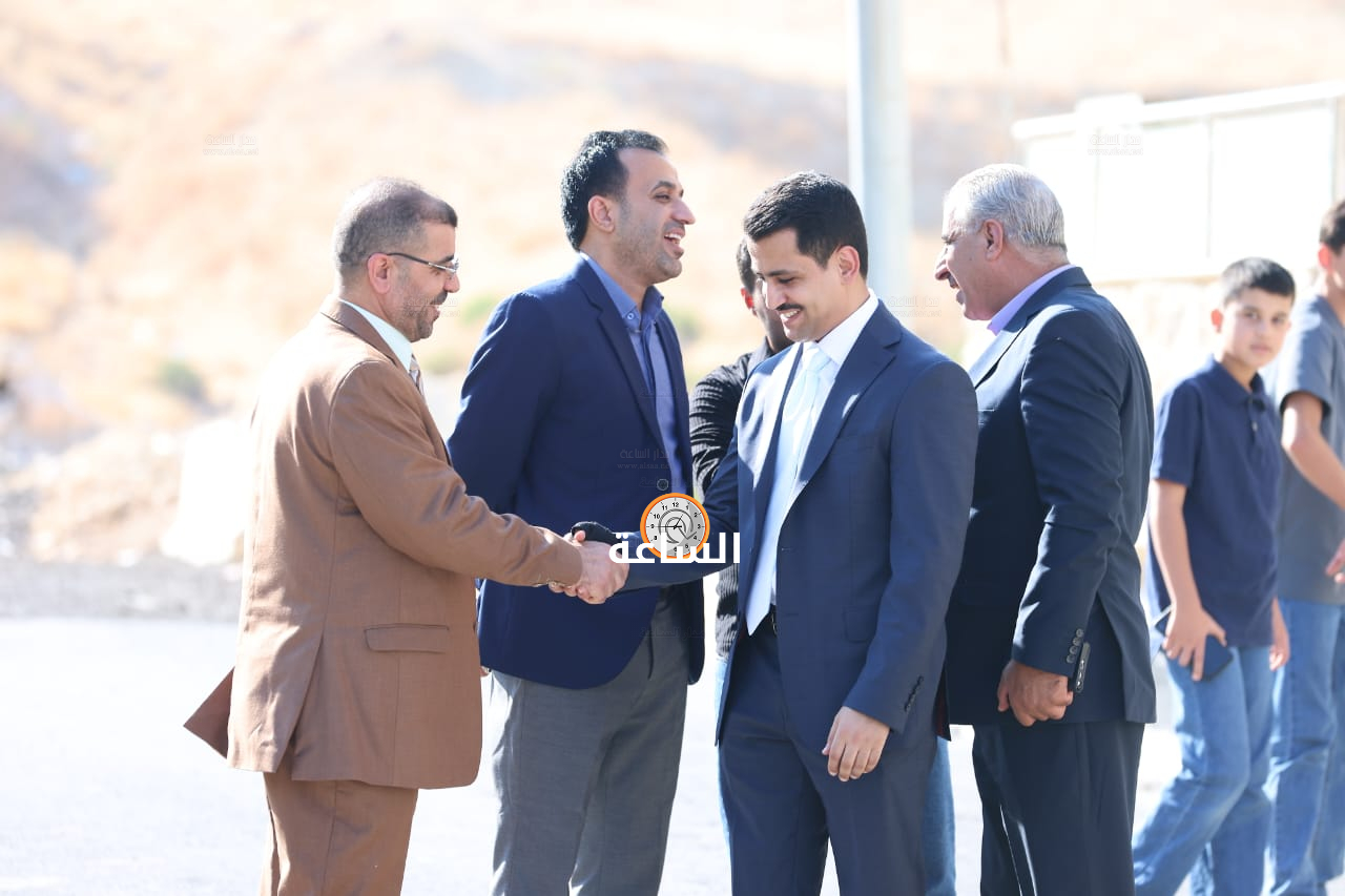 Madar Al-Saa Images 0.9699621854799456