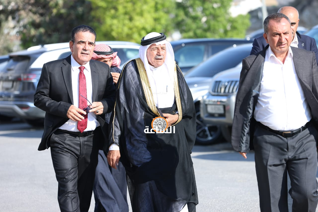 Madar Al-Saa Images 0.517294158949356
