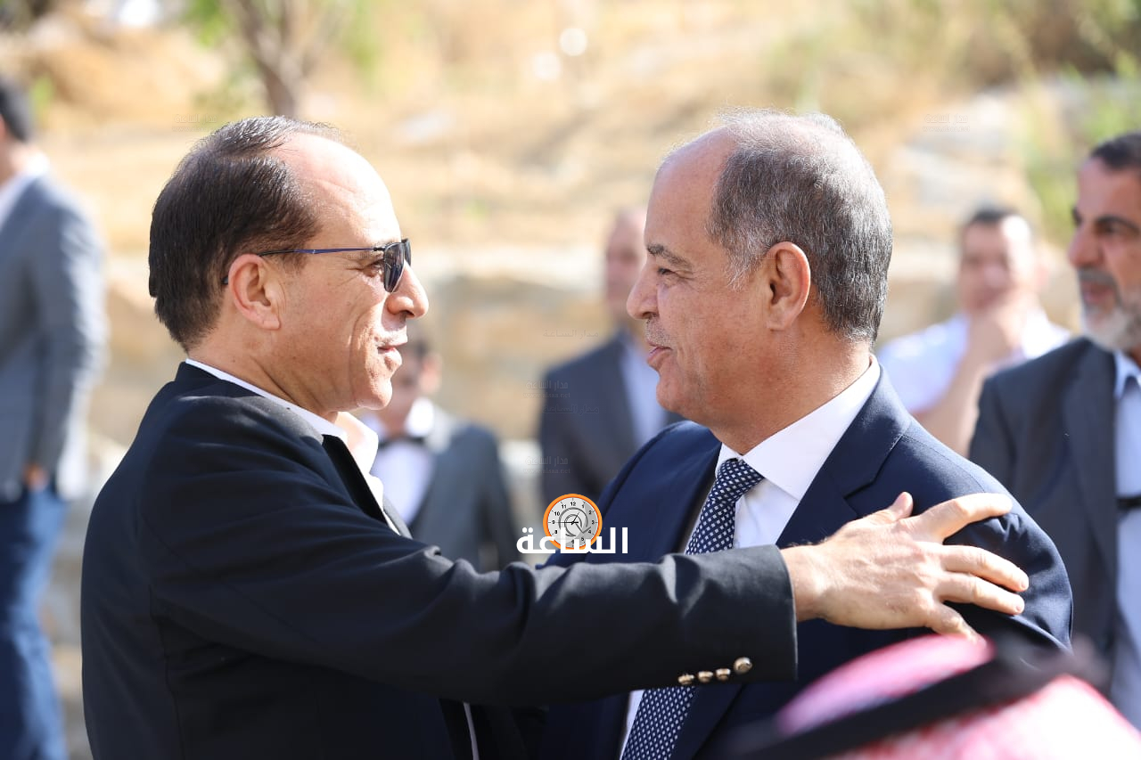 Madar Al-Saa Images 0.5396007995590832