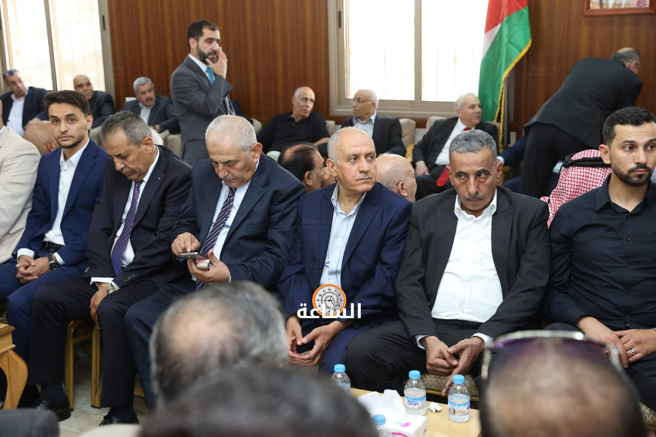 Madar Al-Saa Images 0.023996369685593377
