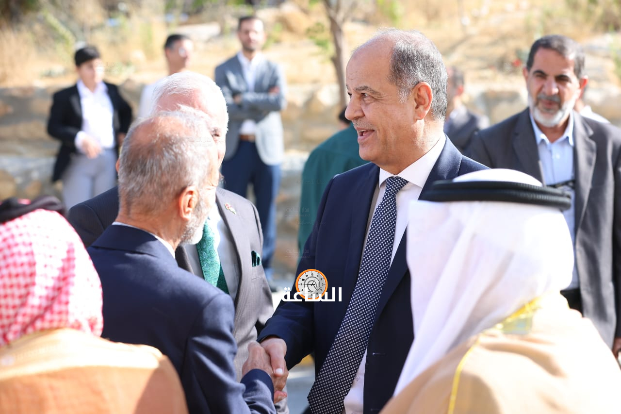 Madar Al-Saa Images 0.6689333308220307