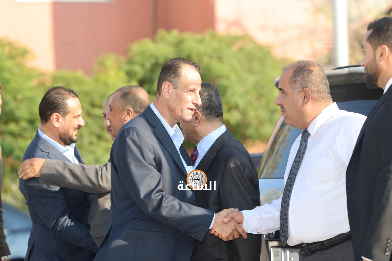Madar Al-Saa Images 0.0918735559930155