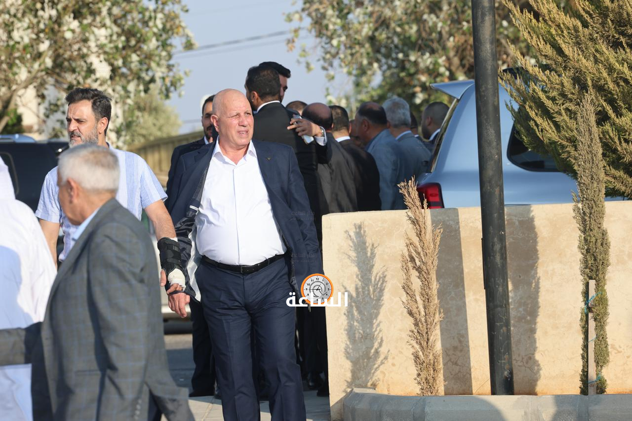 Madar Al-Saa Images 0.02073185439643077