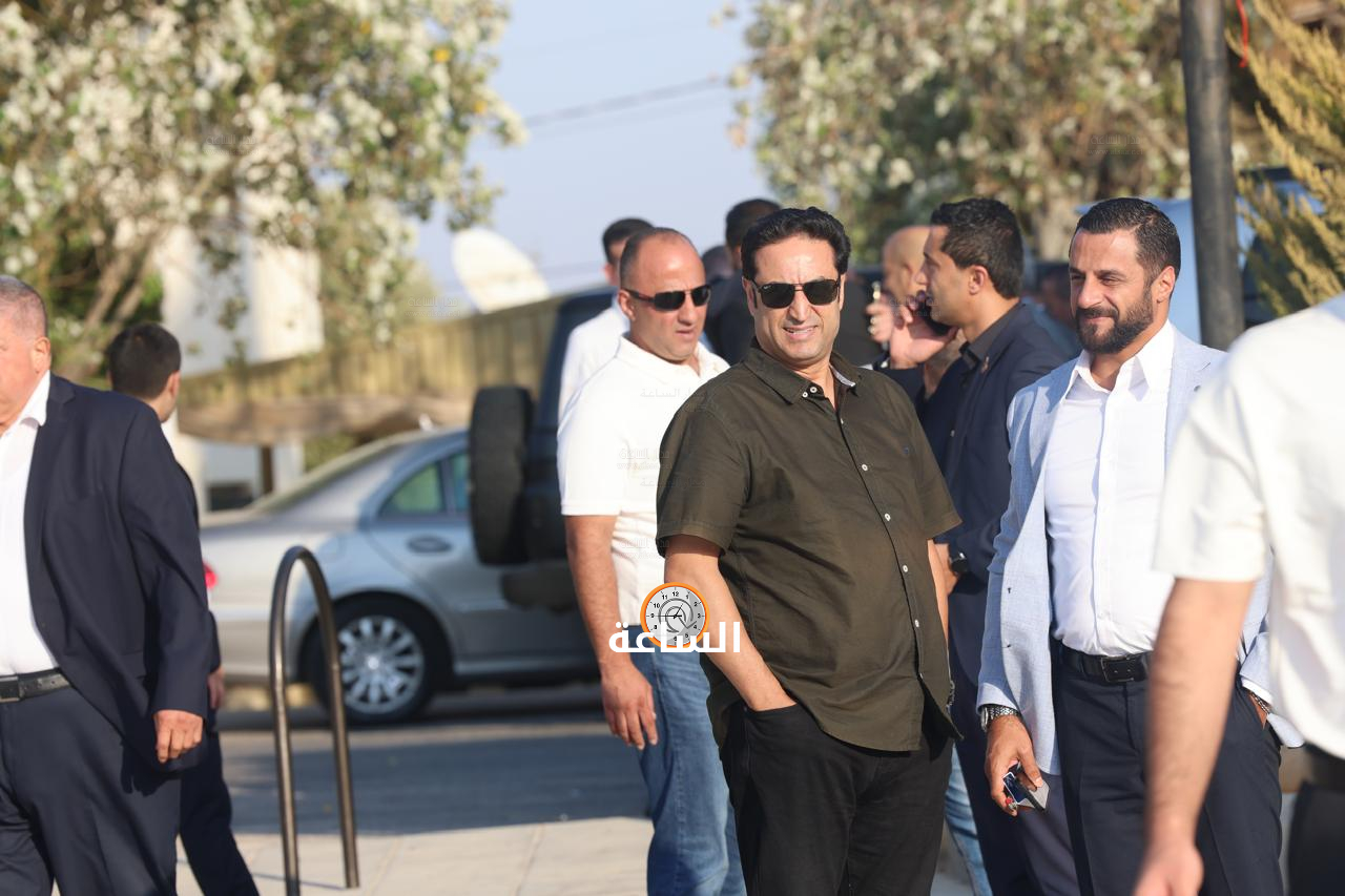 Madar Al-Saa Images 0.7284065994764786