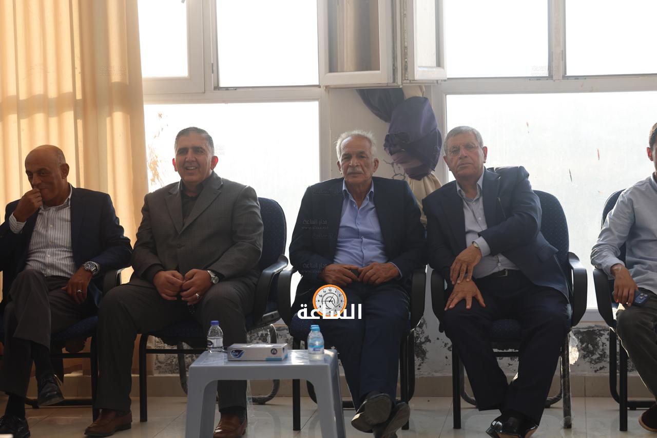 Madar Al-Saa Images 0.8054847183752363