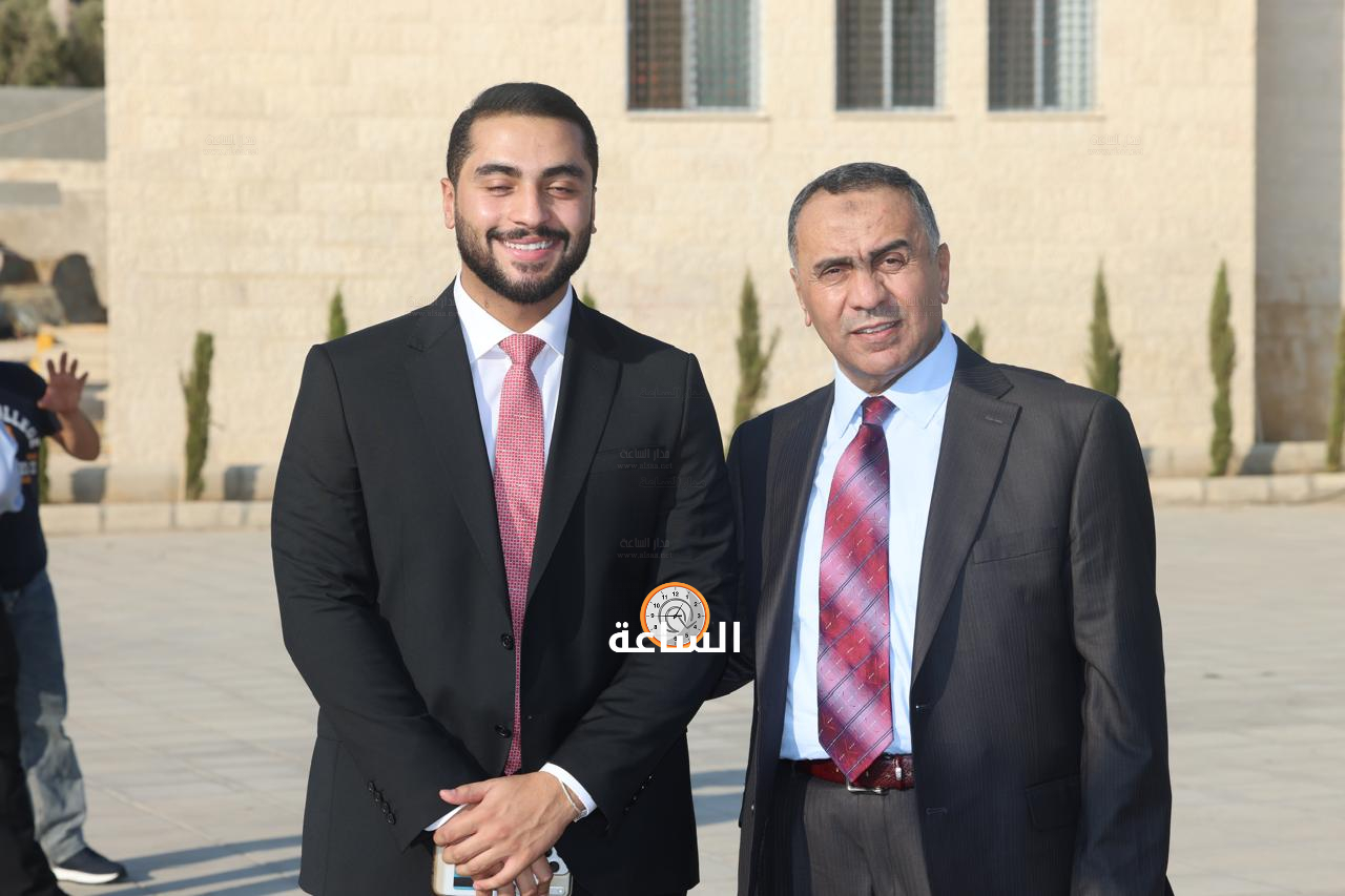 Madar Al-Saa Images 0.735459157727819