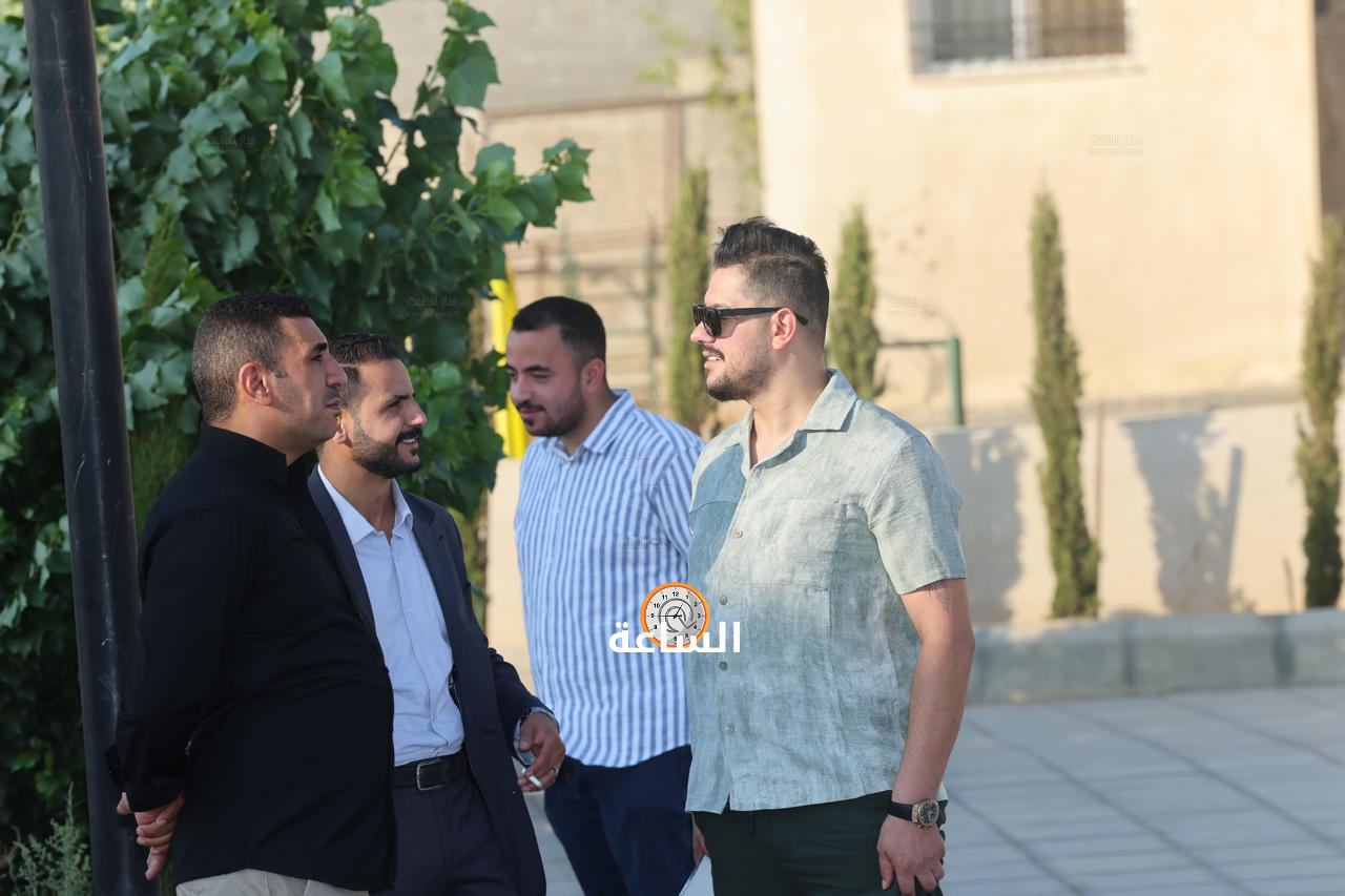 Madar Al-Saa Images 0.35644153859707517
