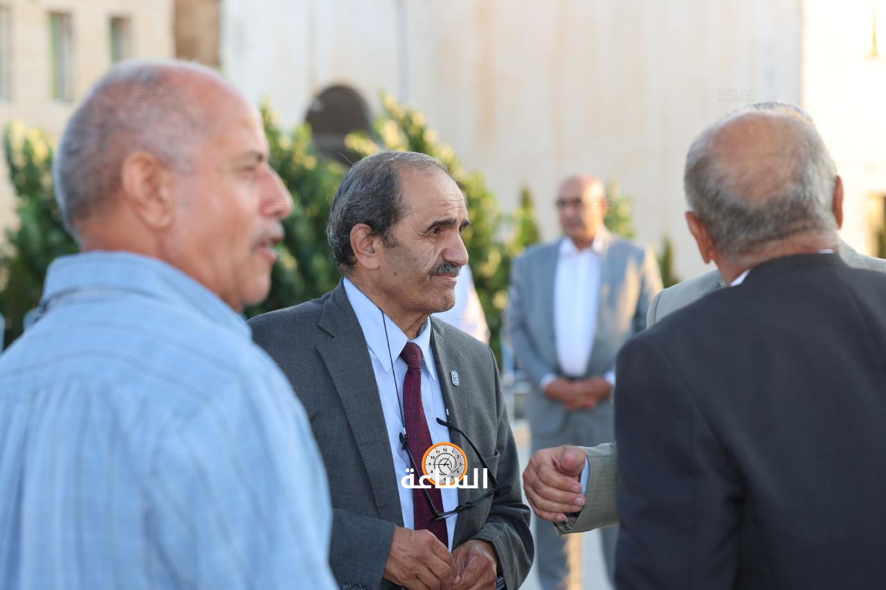 Madar Al-Saa Images 0.947165061077088