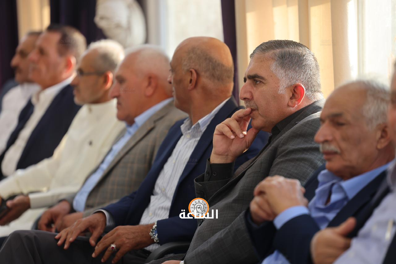 Madar Al-Saa Images 0.46813099721719154