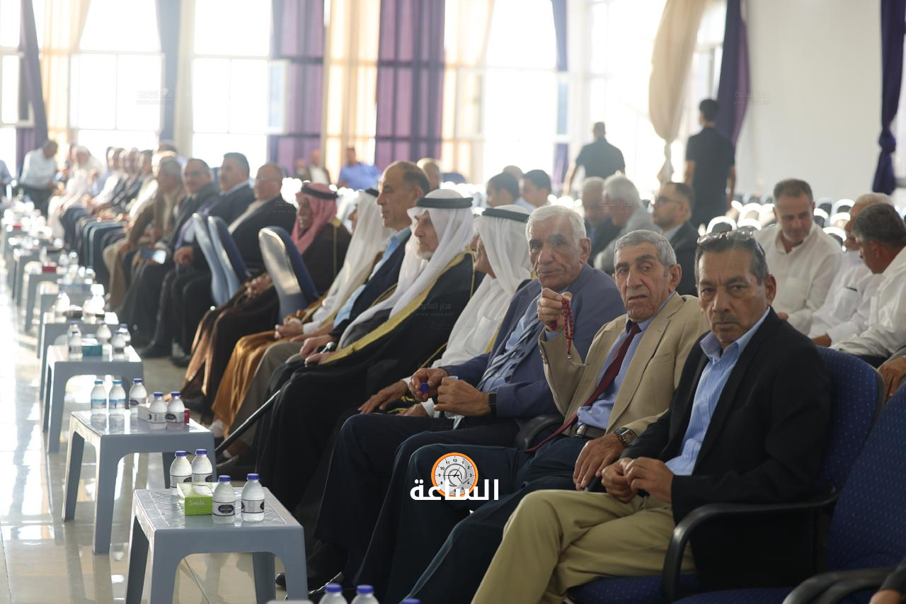 Madar Al-Saa Images 0.17185663180643573