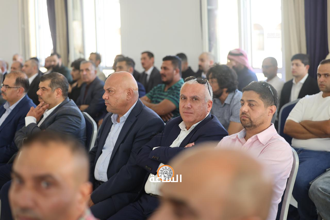 Madar Al-Saa Images 0.8058622605462117