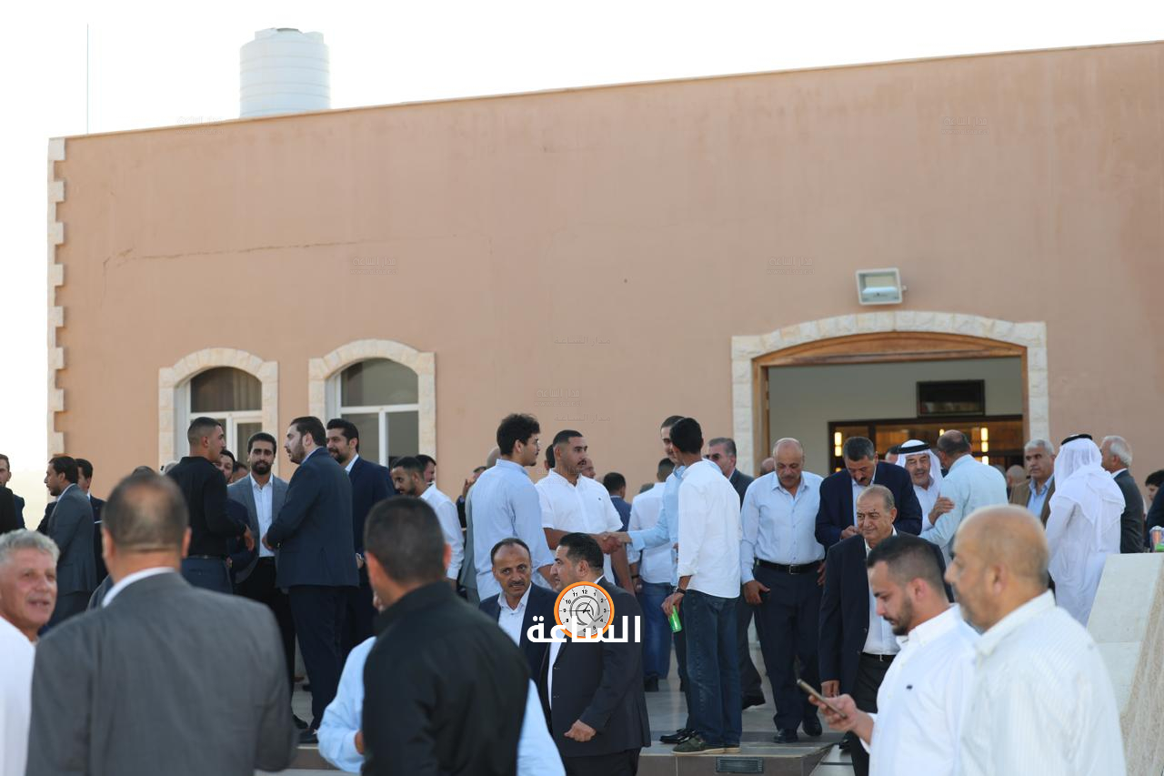 Madar Al-Saa Images 0.10027084437374734