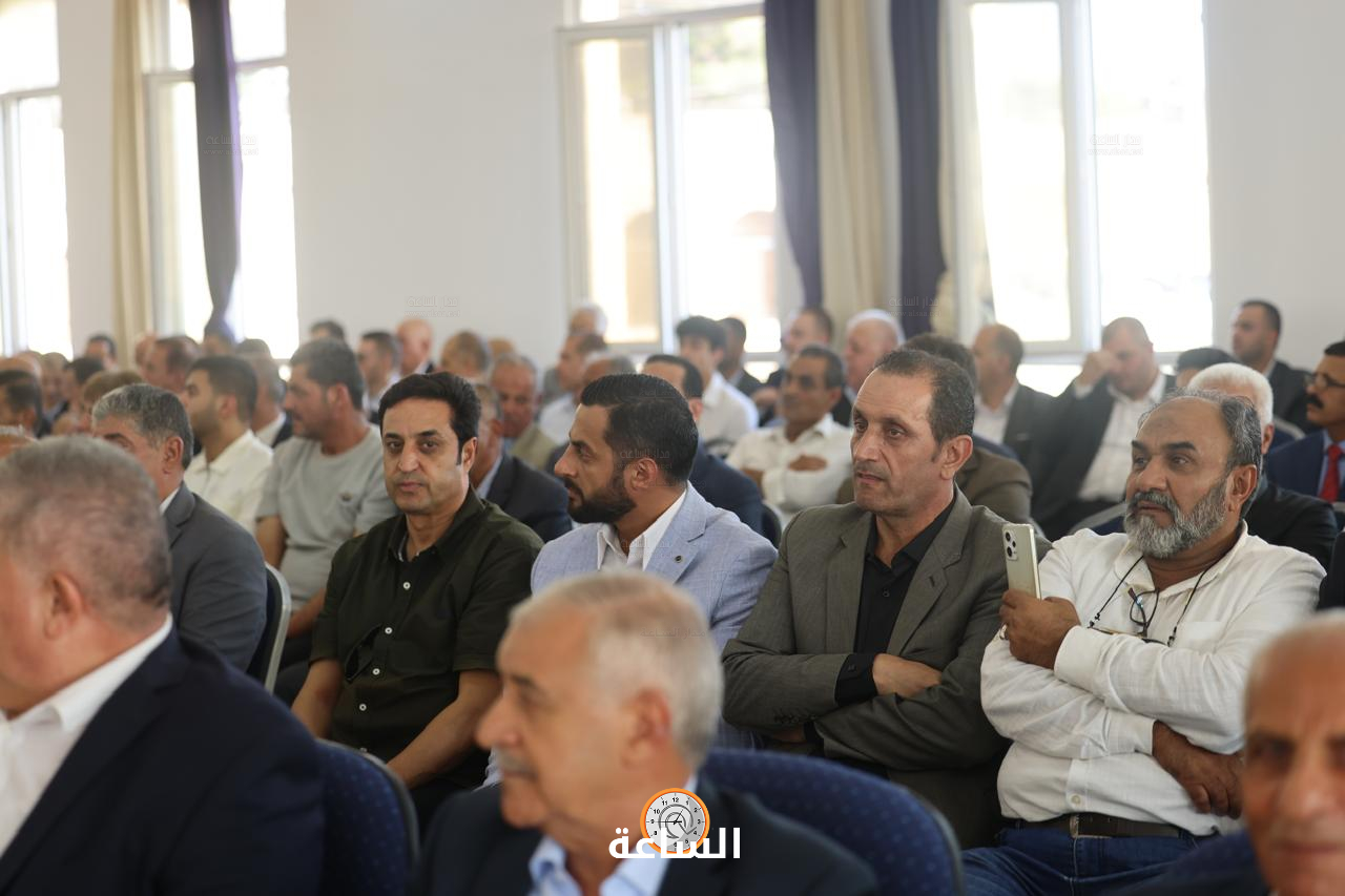 Madar Al-Saa Images 0.4992998686095734
