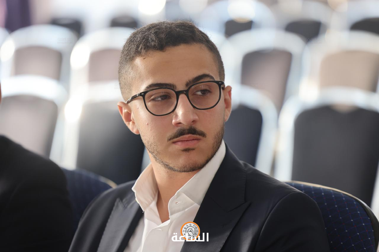 Madar Al-Saa Images 0.04502618121088575