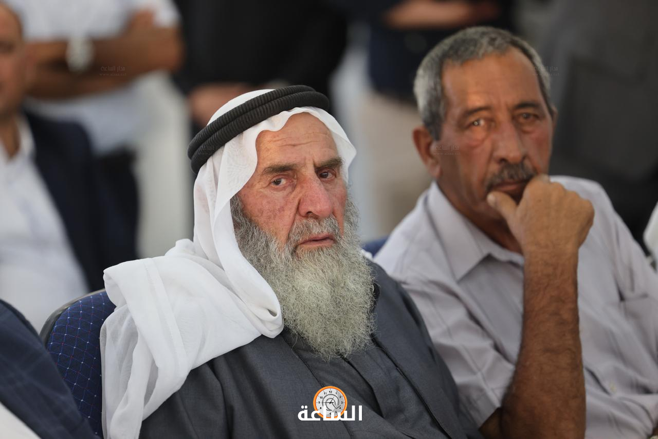 Madar Al-Saa Images 0.22173982559129168