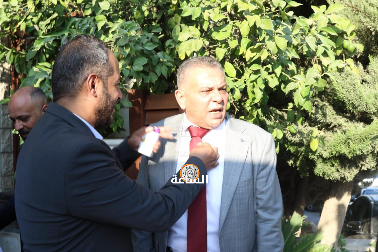 Madar Al-Saa Images 0.6390057322623497