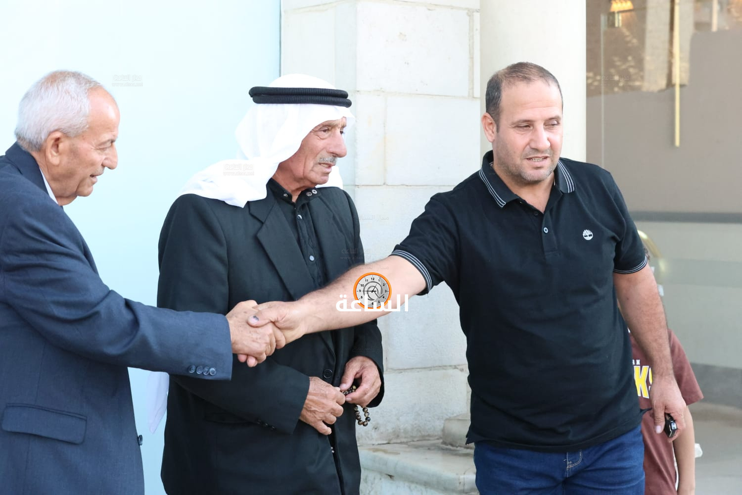 Madar Al-Saa Images 0.43014225939096196
