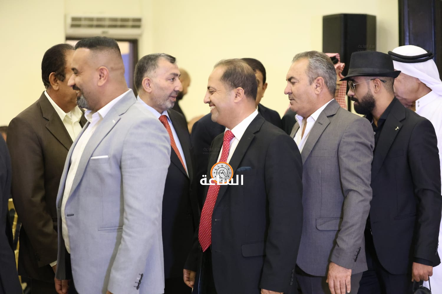 Madar Al-Saa Images 0.6318621927022294