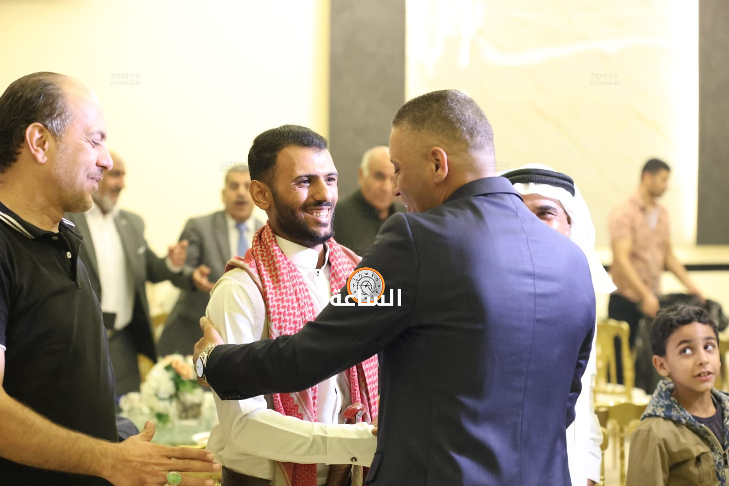 Madar Al-Saa Images 0.8010810605974792