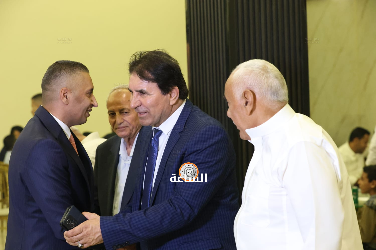 Madar Al-Saa Images 0.24143585345482899