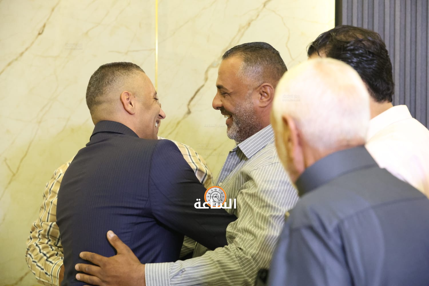 Madar Al-Saa Images 0.35262318565786244