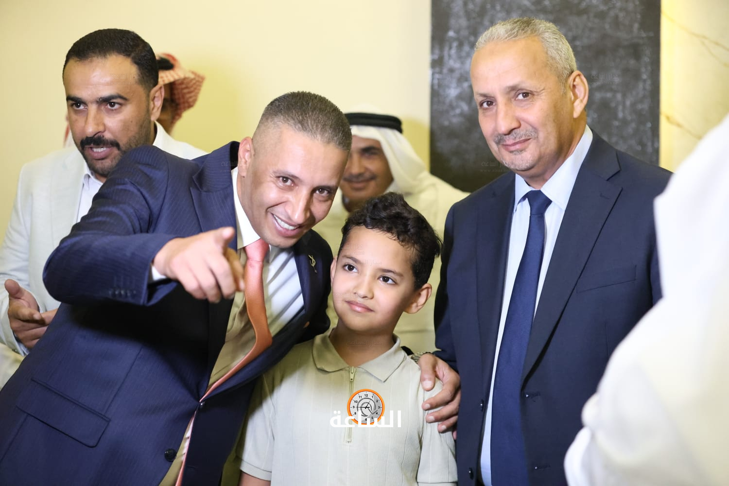 Madar Al-Saa Images 0.9708853330354666