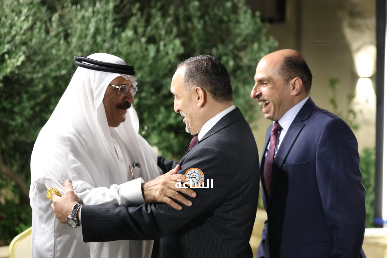 Madar Al-Saa Images 0.6641746281454175