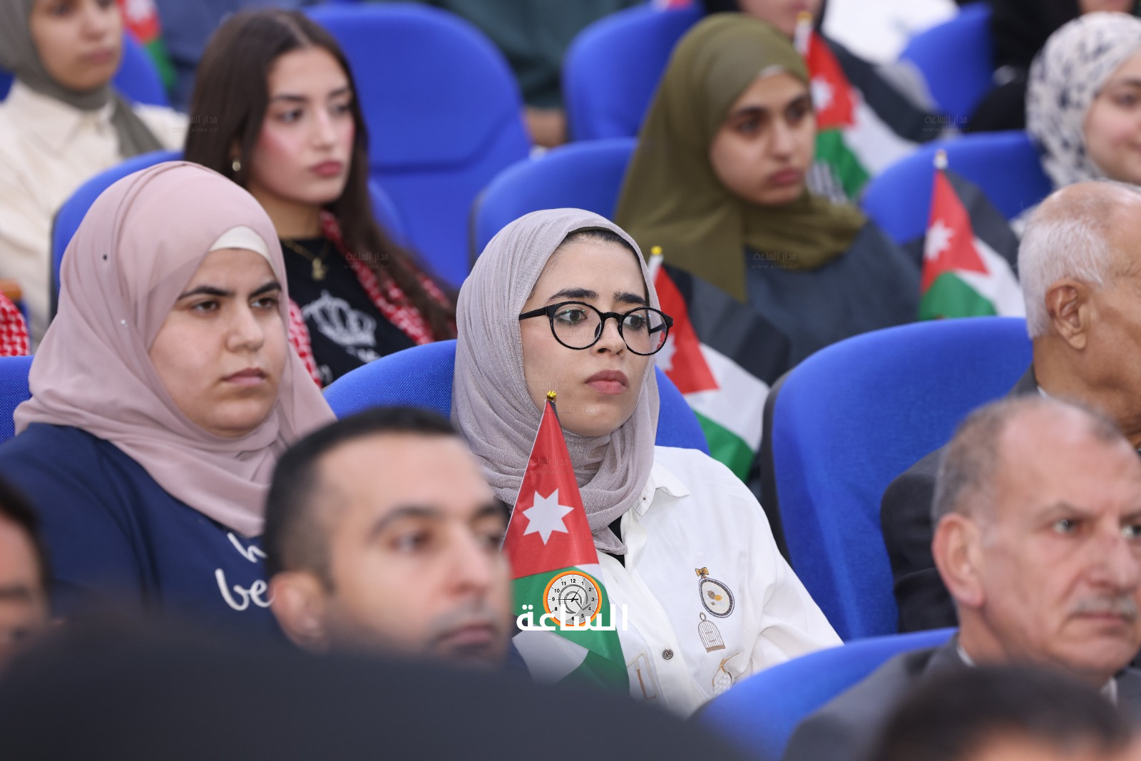 Madar Al-Saa Images 0.02337543017344279