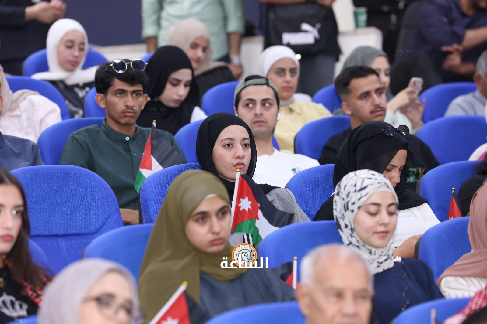 Madar Al-Saa Images 0.4161094767328368