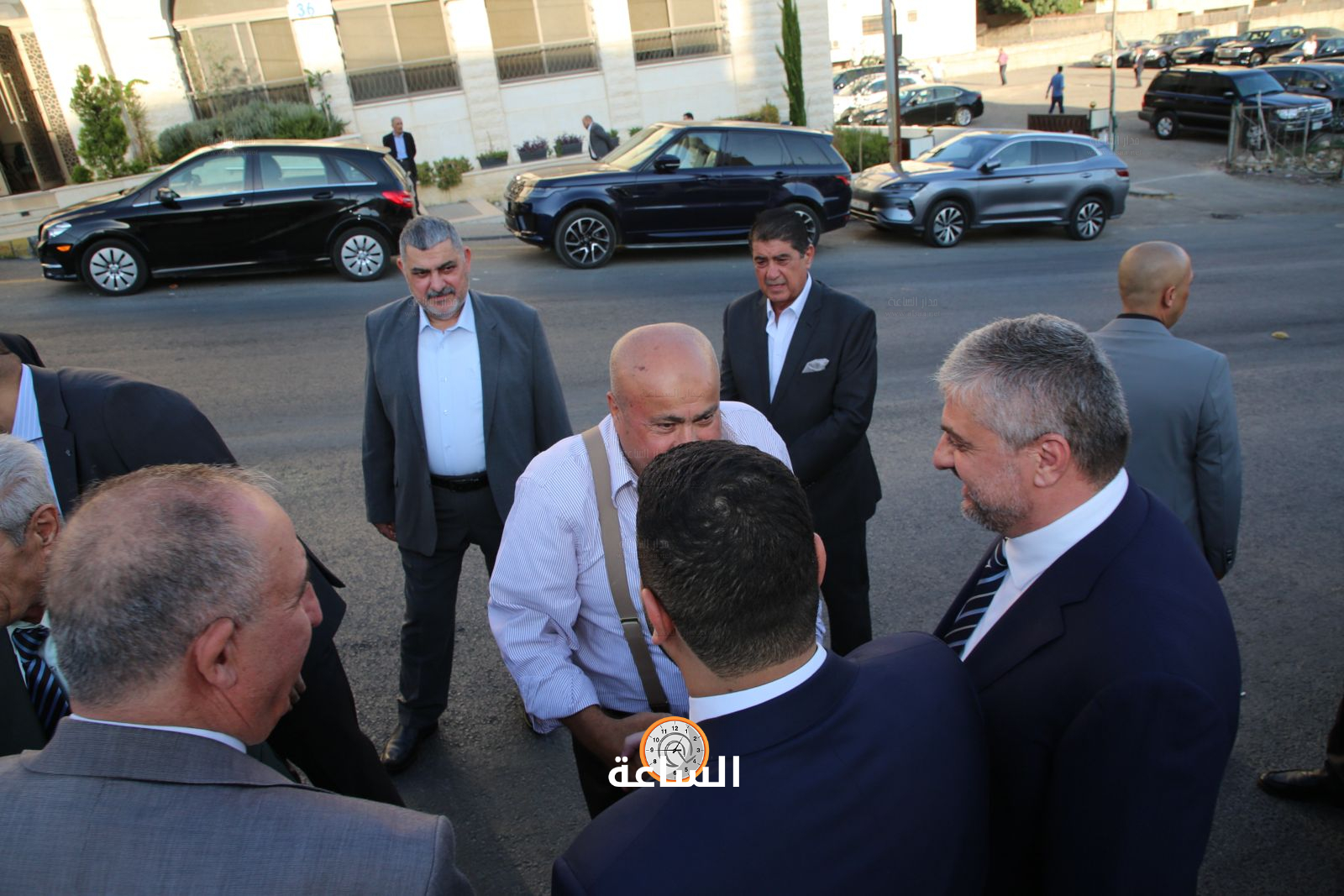 Madar Al-Saa Images 0.7404553662922746