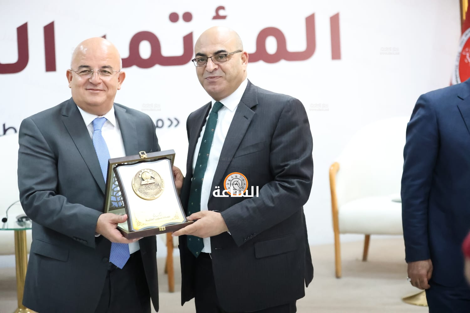 Madar Al-Saa Images 0.9181843871401293