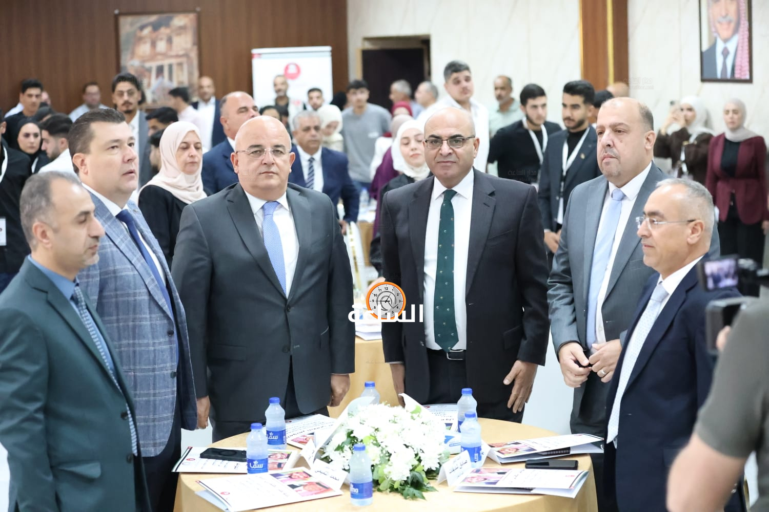 Madar Al-Saa Images 0.49650183064973563