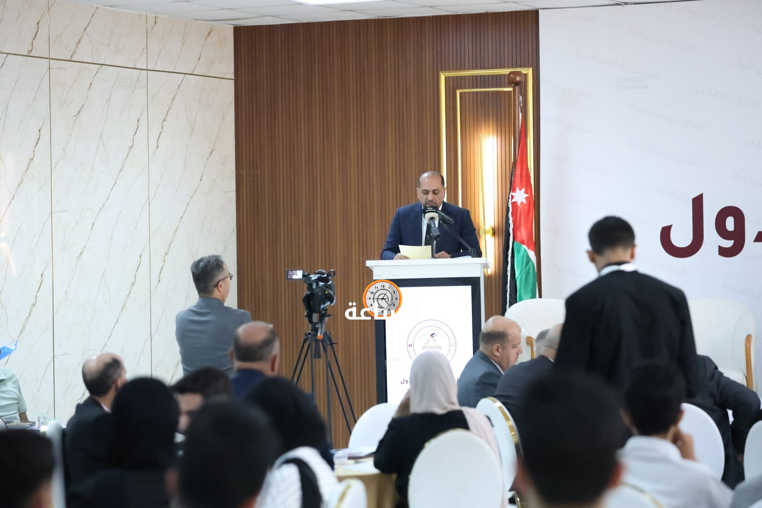 Madar Al-Saa Images 0.2549160331291621