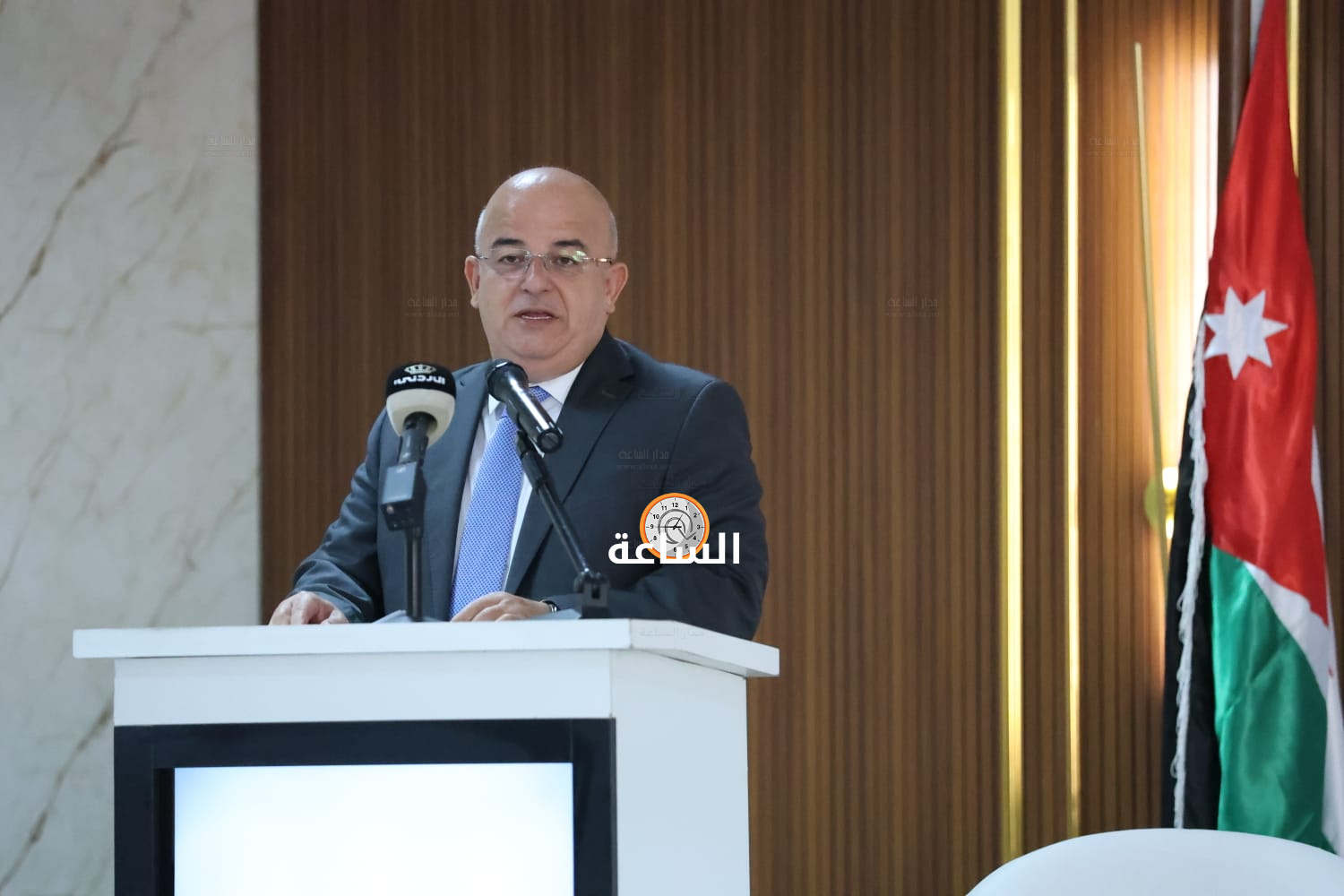Madar Al-Saa Images 0.7961192256349099