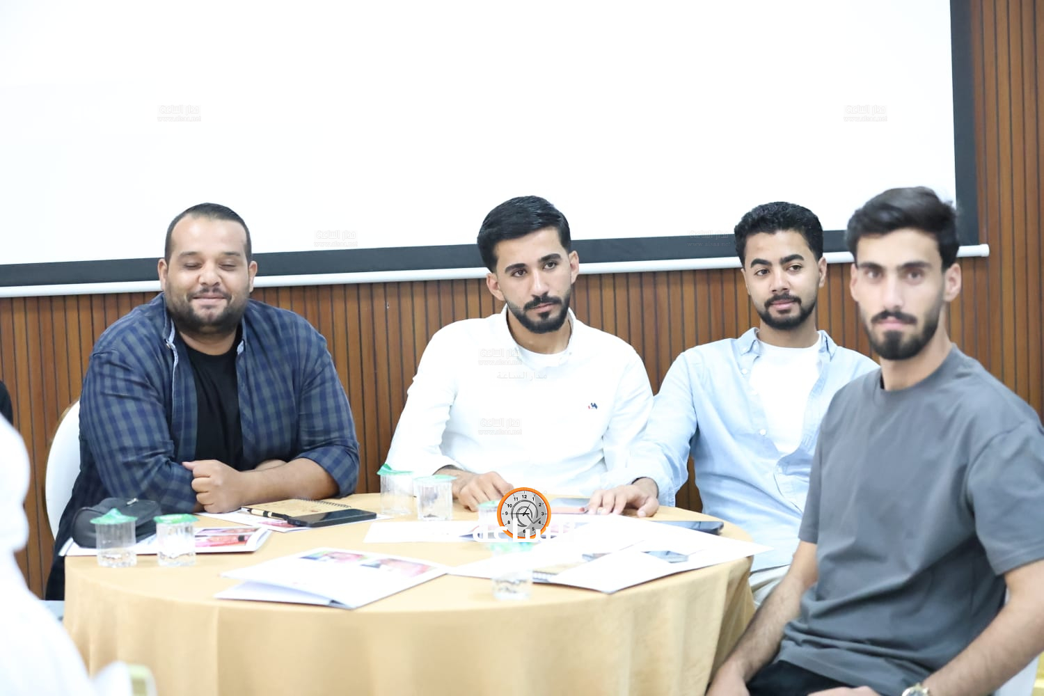 Madar Al-Saa Images 0.006031389383692187