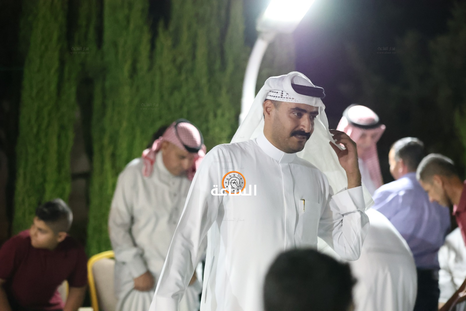 Madar Al-Saa Images 0.48845815421952143