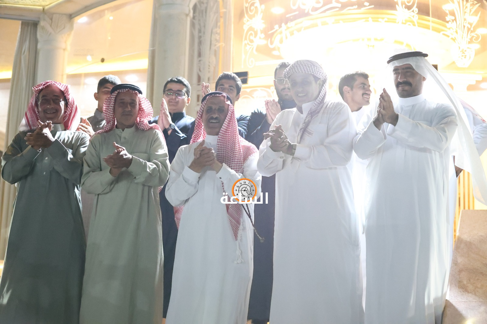 Madar Al-Saa Images 0.04458773078001166