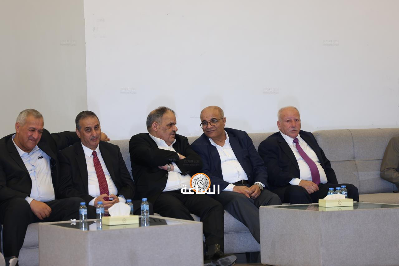 Madar Al-Saa Images 0.7554146226099832