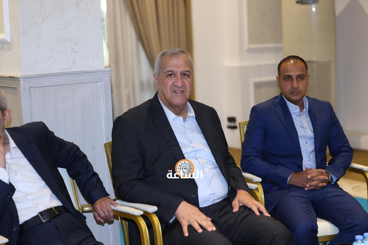 Madar Al-Saa Images 0.025950425645613895