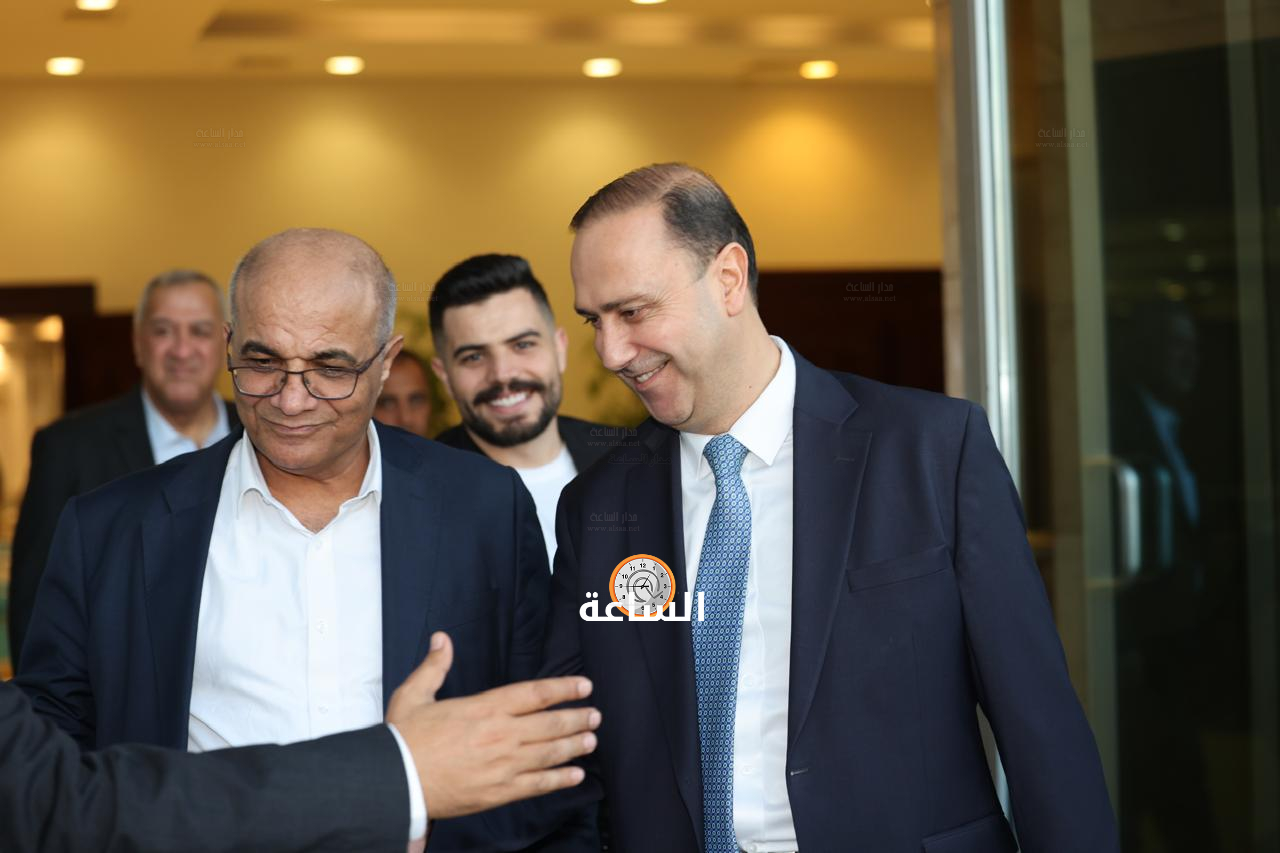 Madar Al-Saa Images 0.1525340817082934