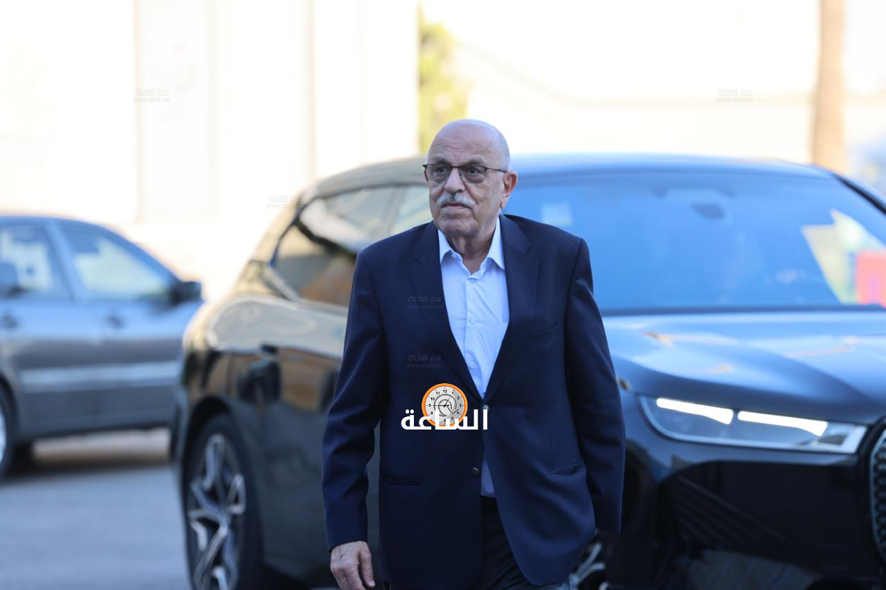 Madar Al-Saa Images 0.3730984517331185